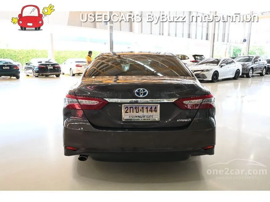 2020 Toyota CAMRY Hybrid Premium Sedan