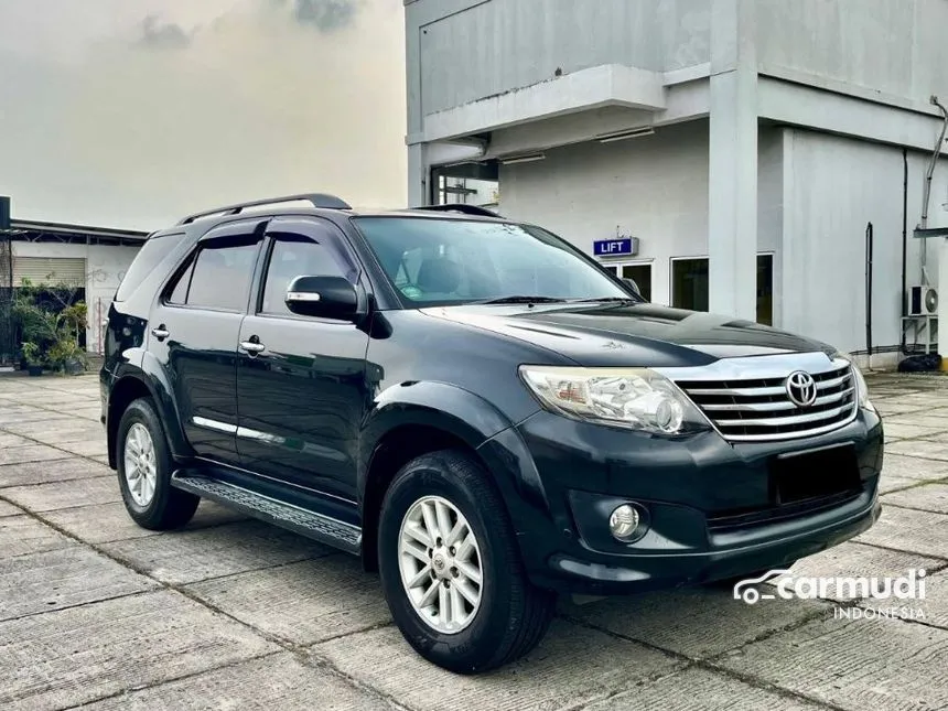 2013 Toyota Fortuner G Lux SUV