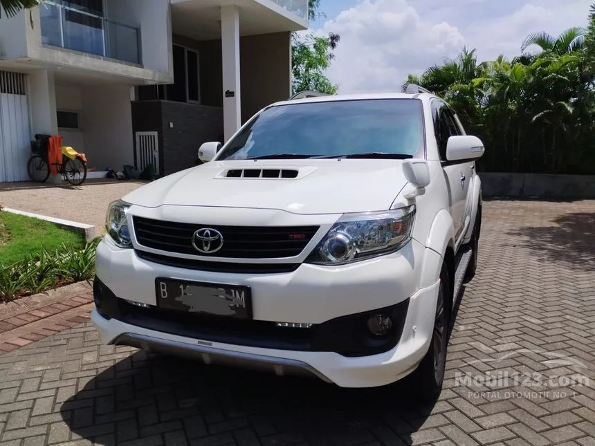 Jual Mobil Toyota Fortuner 2015 G TRD 2.5 di DKI Jakarta Automatic SUV Putih Rp 320.000.000