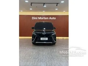 2019 Toyota Voxy 2.0 MPV
