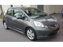 2010 Honda Jazz 1.5 V Hatchback