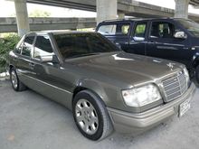 1995 Mercedes-Benz E220 2.2 W124 (ปี 85-96) Sedan AT