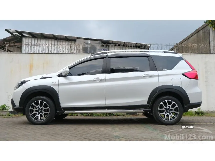 2024 Suzuki XL7 Zeta SUV