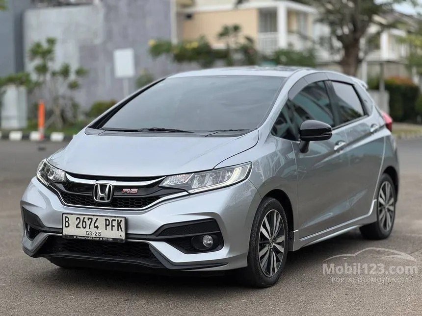 Jual Mobil Honda Jazz 2018 RS 1.5 di DKI Jakarta Automatic Hatchback Abu