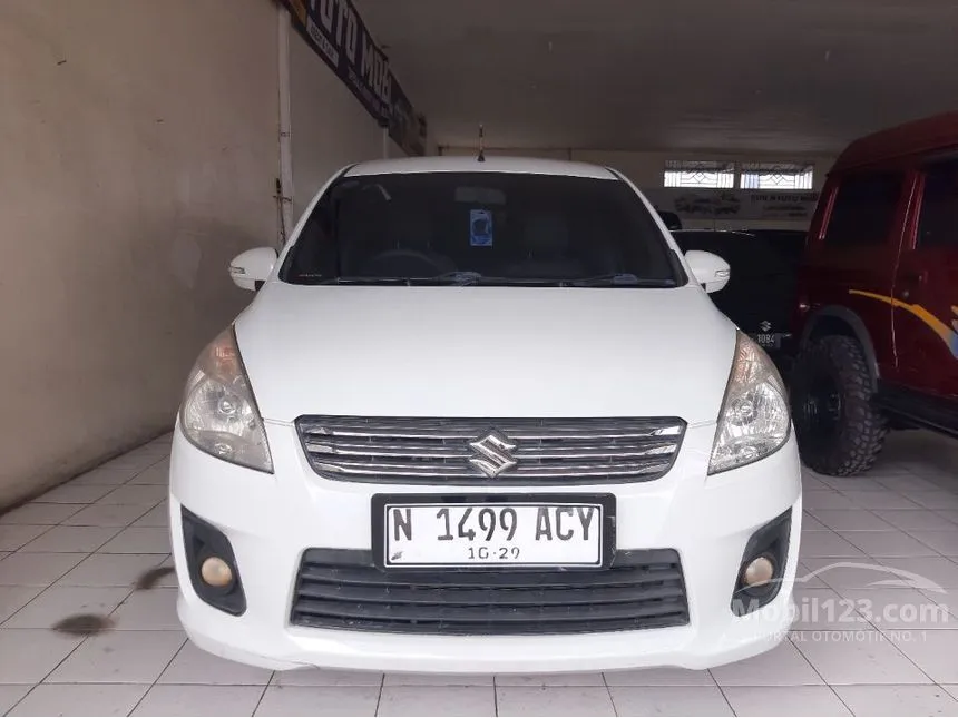Jual Mobil Suzuki Ertiga 2014 GX 1.4 di Jawa Timur Manual MPV Putih Rp 135.000.000