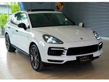 2018 Porsche Cayenne 3.0 E-Hybrid SUV AT