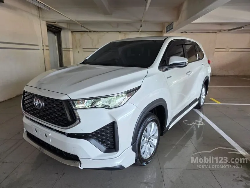2026 Toyota Kijang Innova Zenix V HV Modellista (Premium Color) MPV