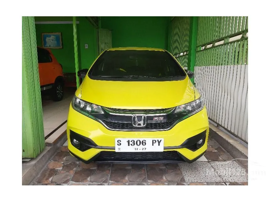 Jual Mobil Honda Jazz 2017 RS 1.5 di Jawa Timur Manual Hatchback Kuning Rp 235.000.000