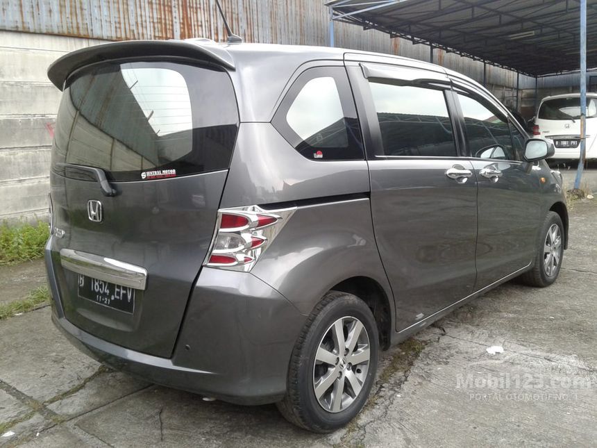  Jual  Mobil  Honda  Freed  2011 1 5 1 5 di DKI Jakarta  