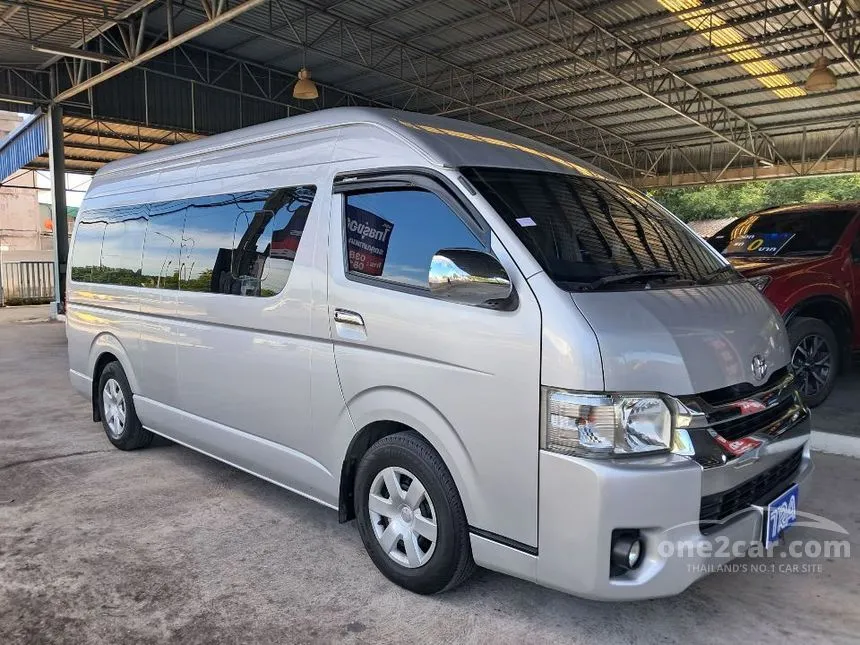 2017 Toyota HIACE D4D Van