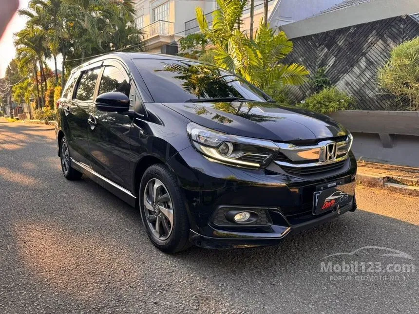 Jual Mobil Honda Mobilio 2021 E 1.5 di DKI Jakarta Automatic MPV Hitam Rp 180.000.000