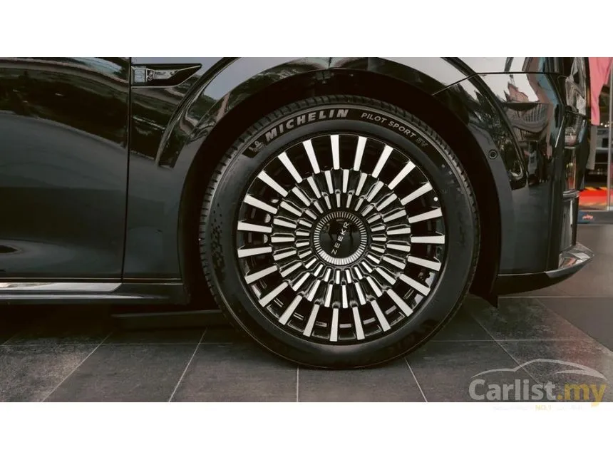 2025 Zeekr 009 Ultra-Luxury MPV