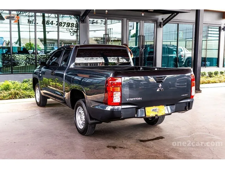 2026 Mitsubishi TRITON Street Mega Cab Pickup