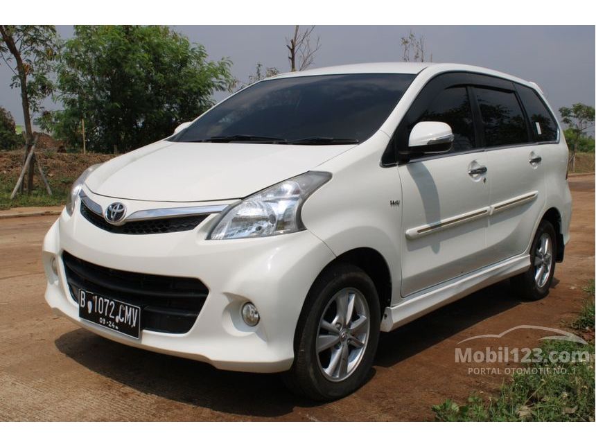 Jual Mobil Toyota Avanza  2014 Luxury  Veloz  1 5 di Banten 