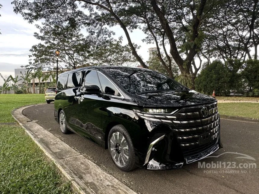 Jual Mobil Toyota Alphard 2024 HEV 2.5 di DKI Jakarta Automatic MPV Hitam Rp 1.879.000.000