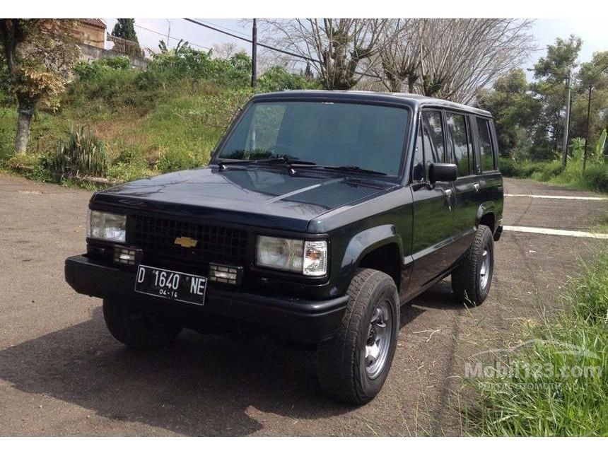 Jual Mobil  Chevrolet  Trooper 1993 2 3 di Jawa Barat Manual 