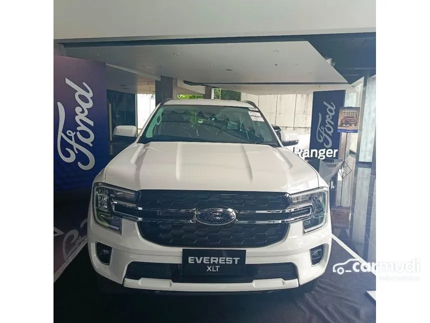 Jual Mobil Ford Everest 2024 XLT 2.0 di DKI Jakarta Automatic SUV Putih Rp 827.000.000