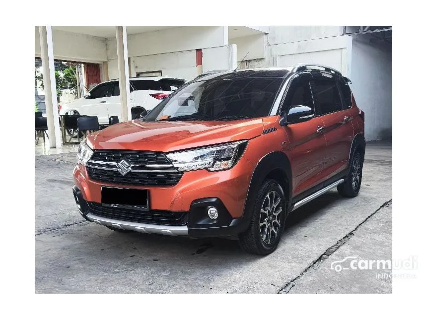 Jual Mobil Suzuki XL7 2020 ALPHA 1.5 di Jawa Barat Automatic Wagon Orange Rp 184.000.000