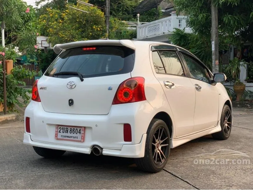 2012 Toyota Yaris E Limited Hatchback
