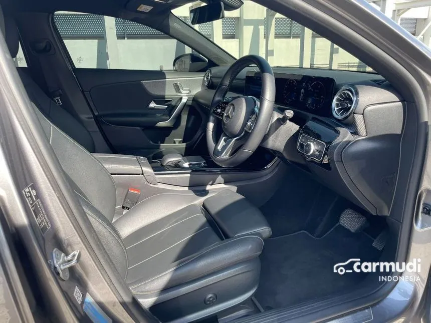 2020 Mercedes-Benz A200 progressive line Hatchback
