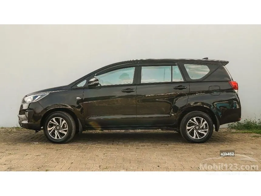 2021 Toyota Kijang Innova G MPV