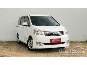 2017 Toyota NAV1 2.0 V Limited MPV