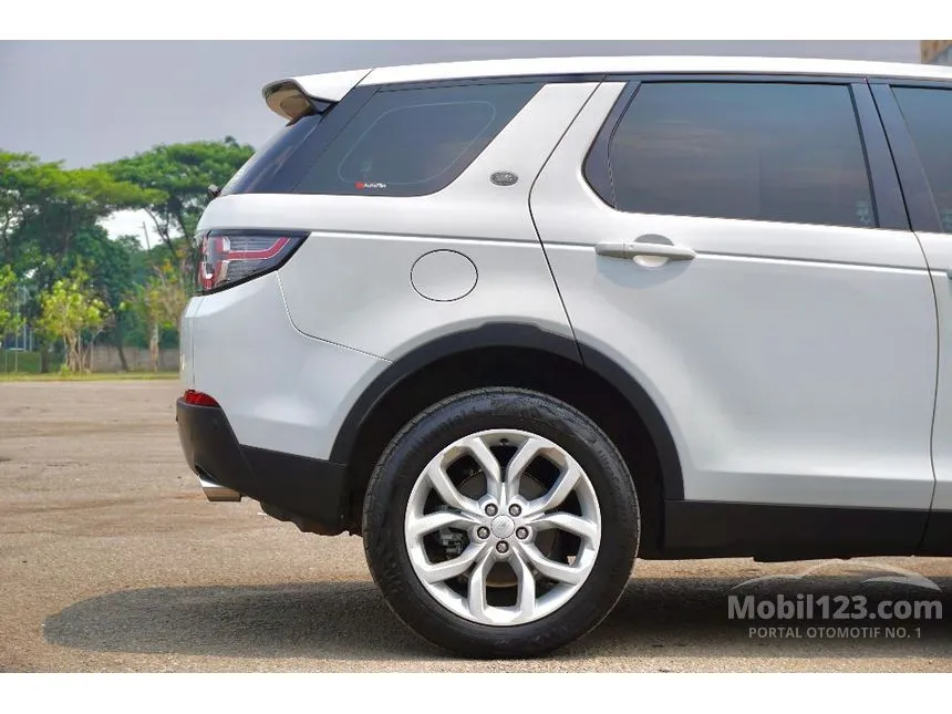 2015 Land Rover Discovery Sport HSE Si4 SUV
