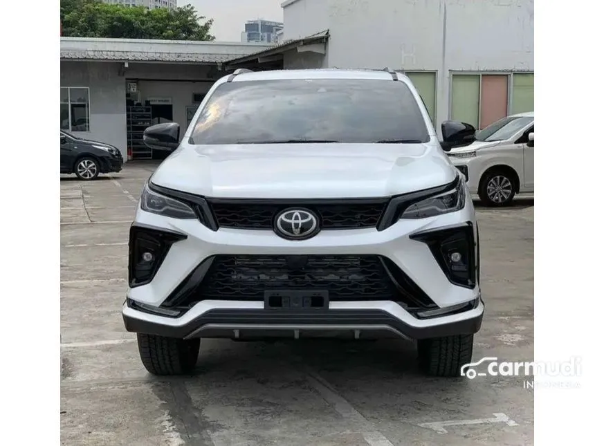 Jual Mobil Toyota Fortuner 2024 GR Sport 2.8 di DKI Jakarta Automatic SUV Putih Rp 640.000.000