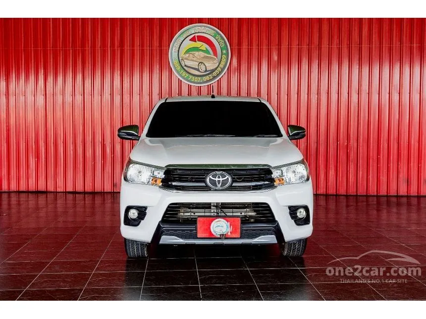 2018 Toyota HILUX REVO E Double Cab Pickup