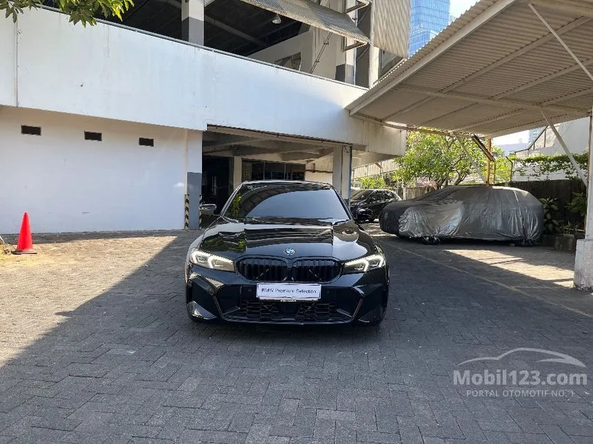 2024 BMW 330i M Sport Pro Sedan