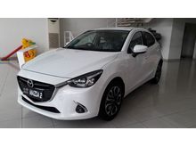 MAZDA 2 R AT PUTIH 2017 HANYA TDP 19JT ( NEGO )