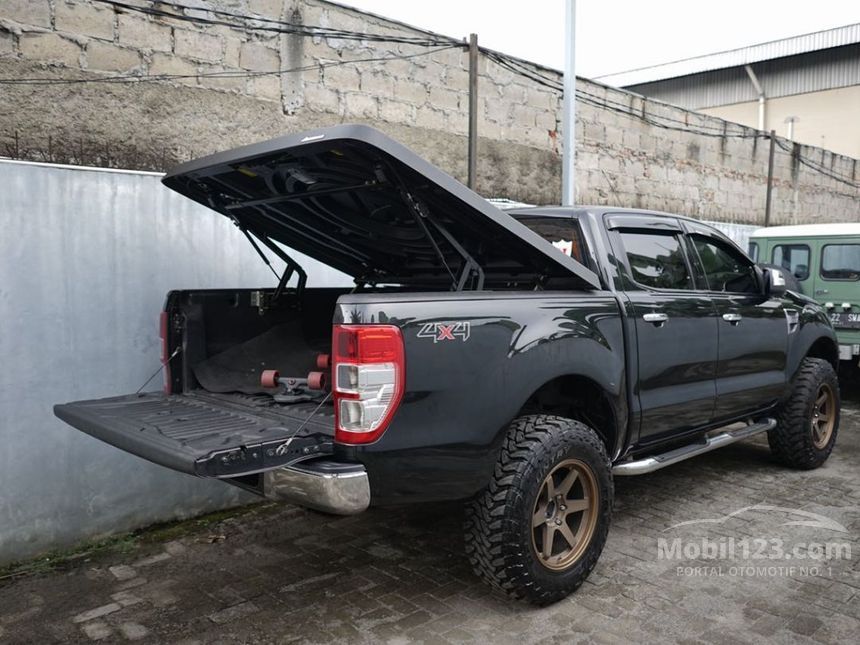 Jual Mobil Ford Ranger 2022 XLT 3 2 di Banten Manual Pick 