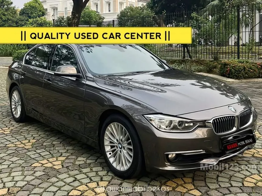 Jual Mobil BMW 320i 2014 Sport 2.0 di Banten Automatic Sedan Abu