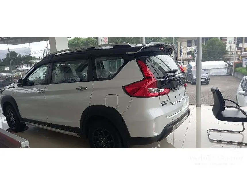 Jual Mobil Suzuki XL7 2024 Alpha Hybrid 1.5 di Jawa Barat Automatic SUV Putih Rp 243.300.000