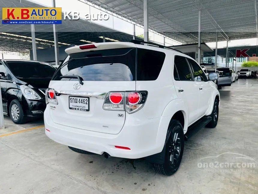 2016 Toyota FORTUNER V SUV