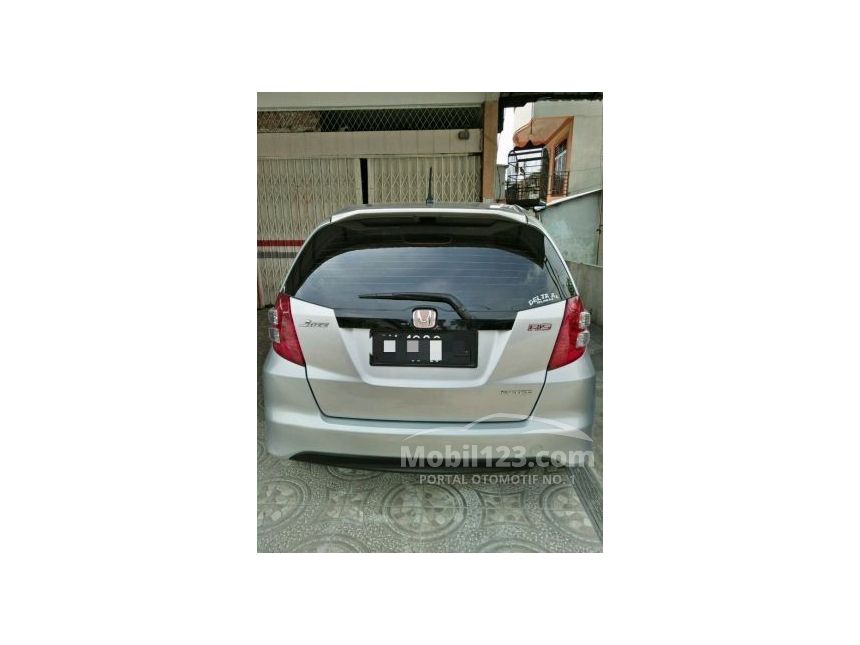 Jual Mobil Honda Jazz 2009 RS 1.5 di Riau Automatic 