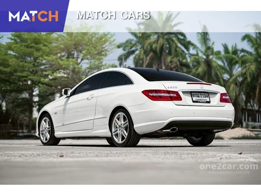 2012 Mercedes-Benz E200 CGI BlueEFFICIENCY Sedan