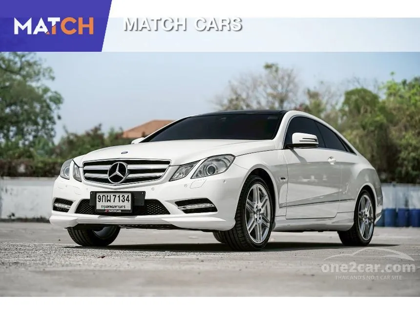 2012 Mercedes-Benz E200 CGI BlueEFFICIENCY Sedan