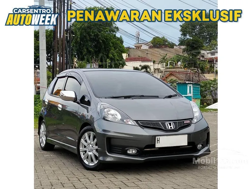 Jual Mobil Honda Jazz 2013 RS 1.5 di Jawa Tengah Automatic Hatchback Abu