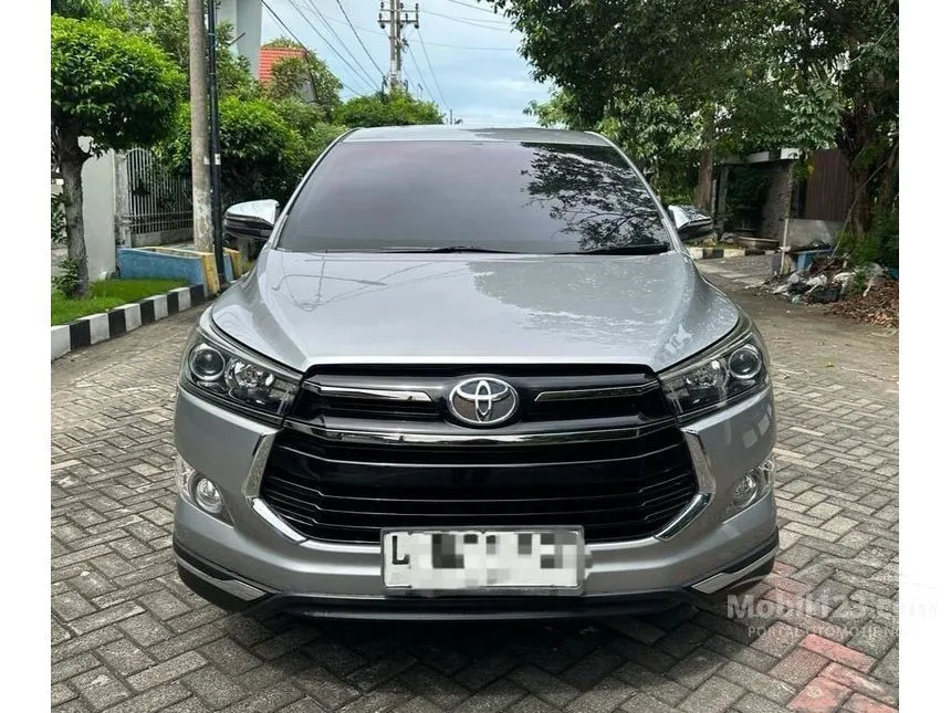 Jual Mobil Toyota Innova Venturer 2019 2.4 di Jawa Timur Automatic Wagon Silver Rp 417.000.000