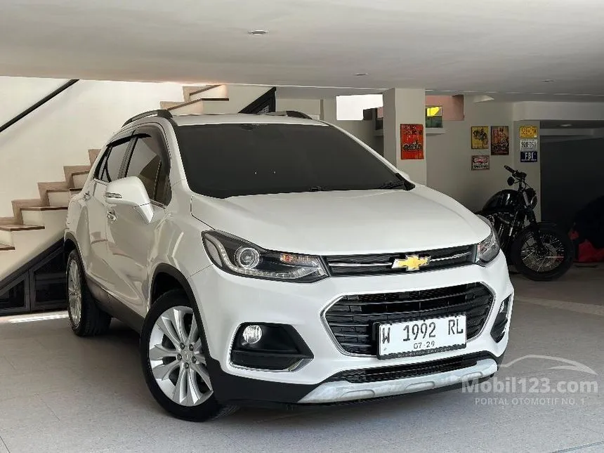 Jual Mobil Chevrolet Trax 2017 LTZ 1.4 di Jawa Timur Automatic SUV Putih Rp 165.000.000