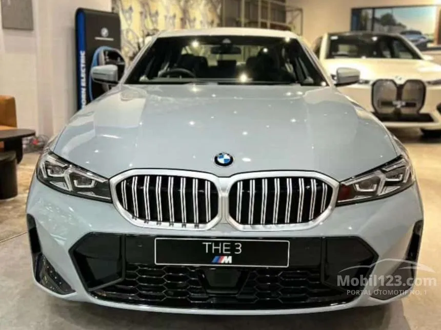 Jual Mobil BMW 320i 2024 M Sport 2.0 di DKI Jakarta Automatic Sedan Abu