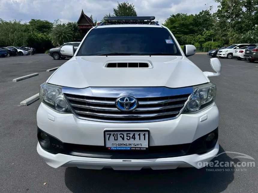 2013 Toyota FORTUNER V SUV