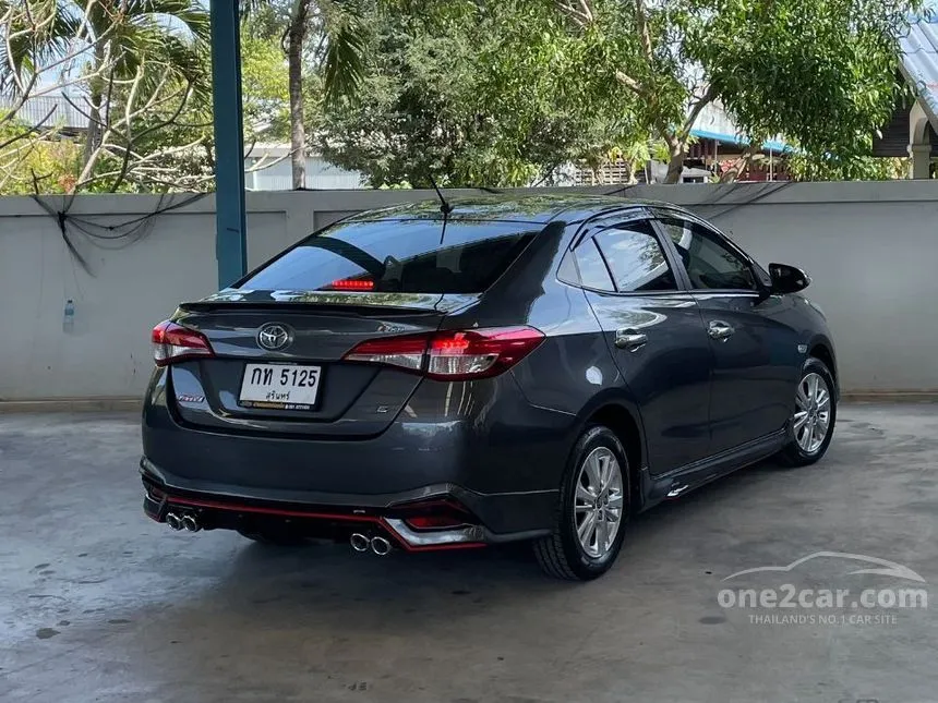 2018 Toyota Yaris Ativ E Sedan