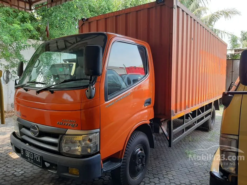 Jual Mobil Hino Dutro 2016 4.0 4.0 di DKI Jakarta Manual Trucks Orange Rp 245.000.000
