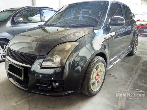 Suzuki Swift GT2 Mobil bekas dijual di Indonesia - Dari 24 Suzuki Swift GT2 Mobil bekas dijual di Indonesia - Dari 24