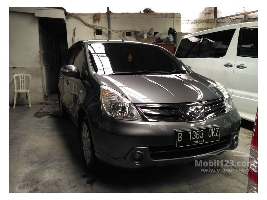 Jual Mobil Nissan Grand Livina 2011 XV 1.5 di DKI Jakarta 