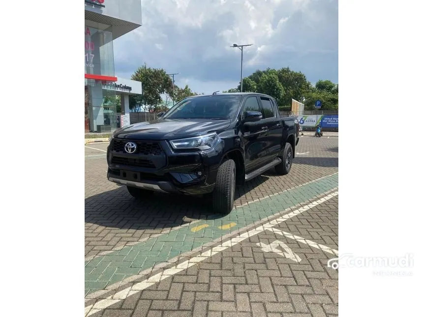 2025 Toyota Hilux V Pickup
