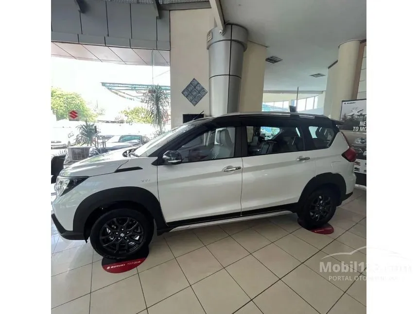 Jual Mobil Suzuki XL7 2024 ALPHA Hybrid 1.5 di DKI Jakarta Automatic Wagon Putih Rp 270.200.000