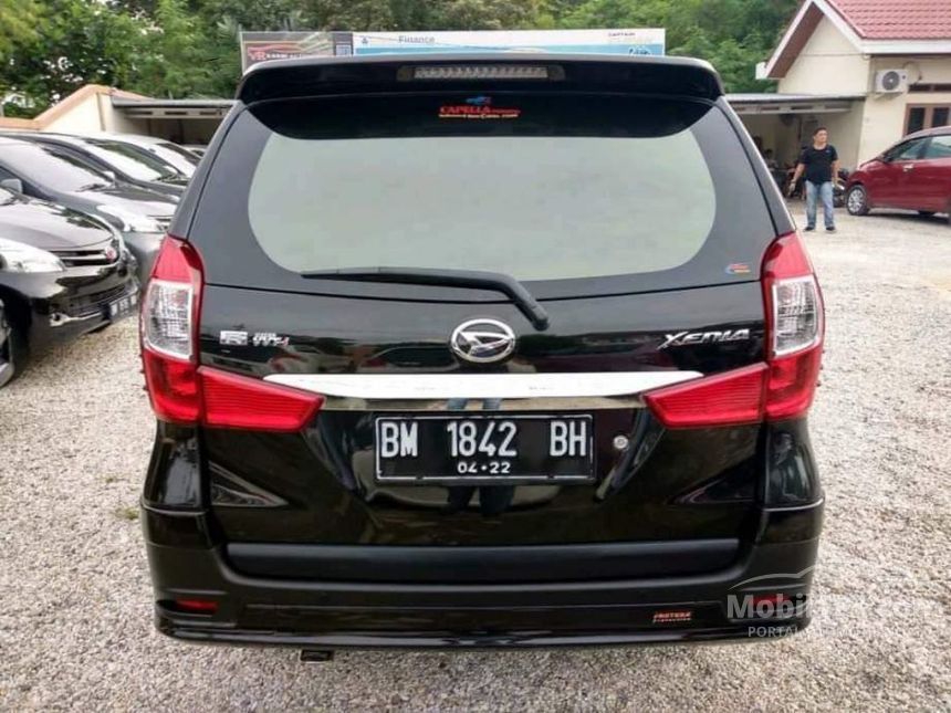 Jual Mobil Daihatsu Xenia 2012 R 1.3 di Jawa Timur Manual MPV Hitam Rp